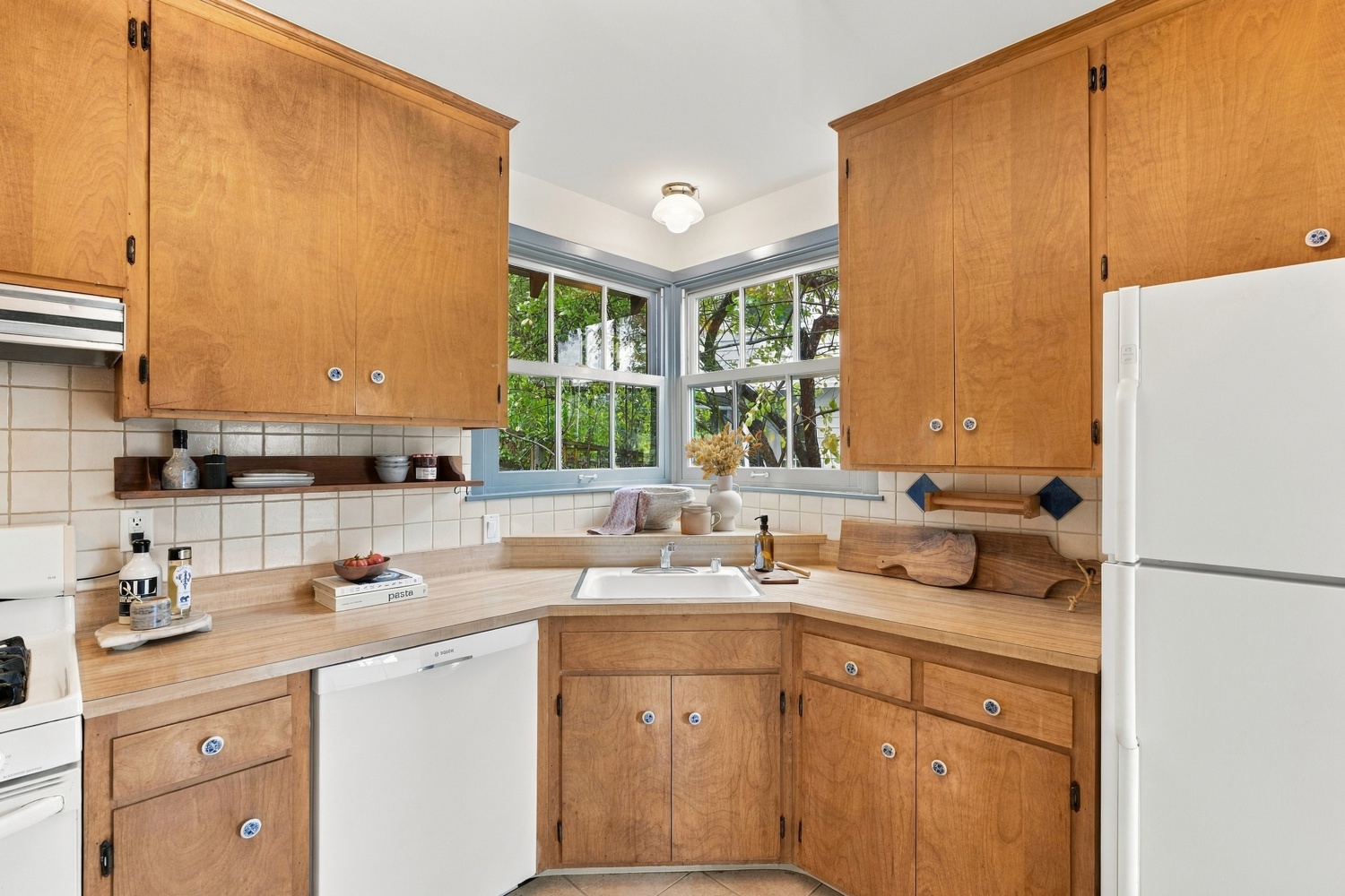 40 Alvarado Ave