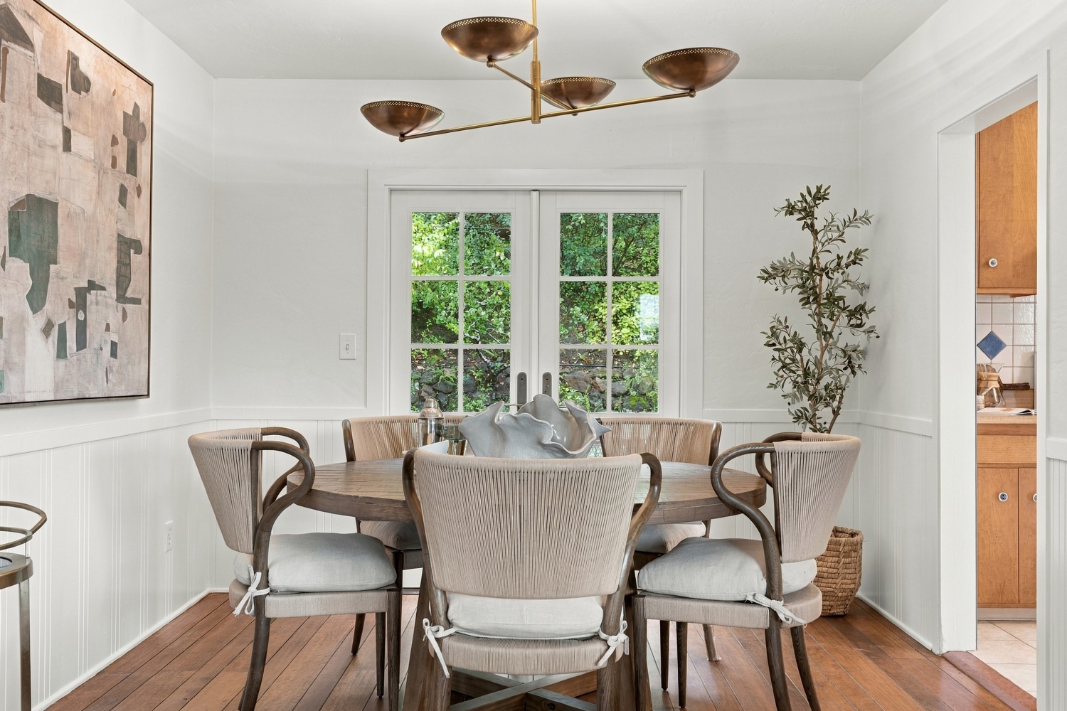 40 Alvarado Ave