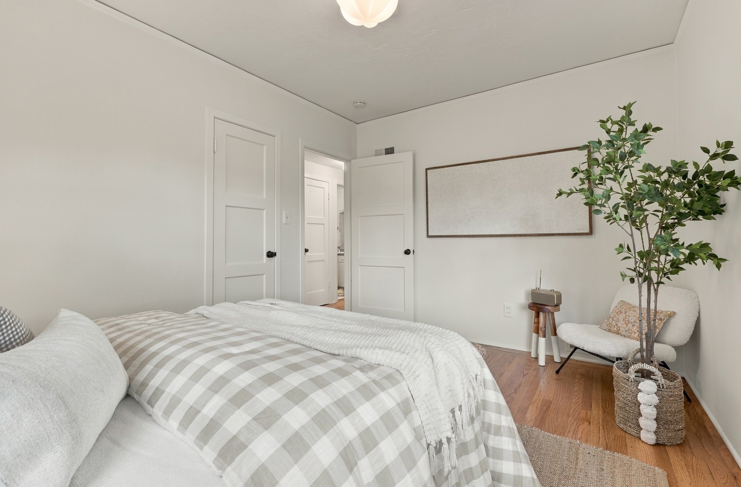 40 Alvarado Ave
