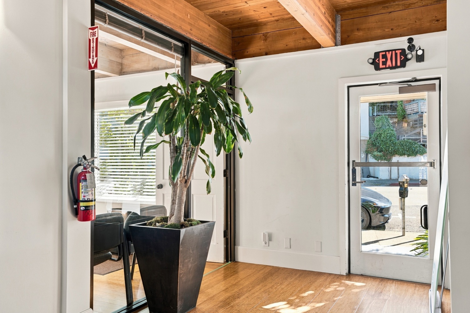 900 Bridgeway