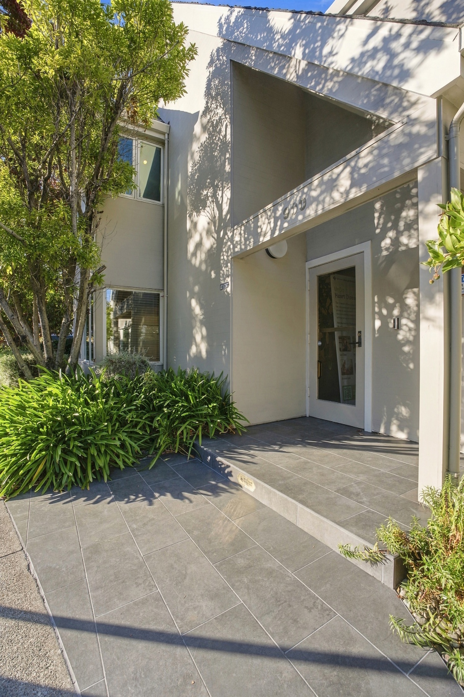 900 Bridgeway